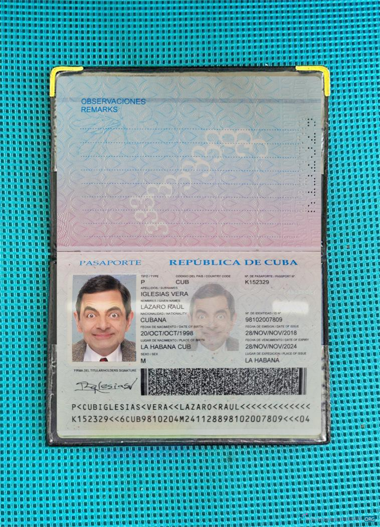 Download Cuba passport 2018 present photolook Photoshop template